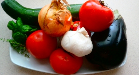Ratatouille z vepřovým masem  - krok 1