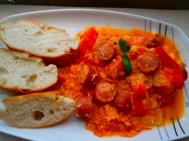 Lečo z bílým chlebem Focaccia