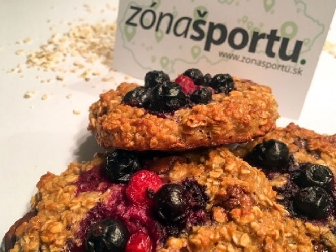 Zdravé ovsené cookies s proteínom a jablkami