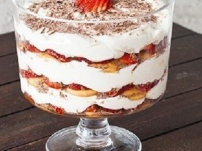 Jahodové tiramisu